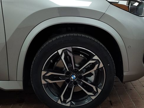 Used 2026 BMW X1 xDrive28i w/ Technology Package AWD/4WD image 11