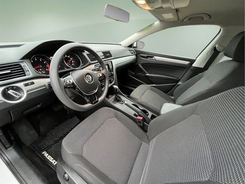 Used 2018 Volkswagen Passat 2.0T S image 13