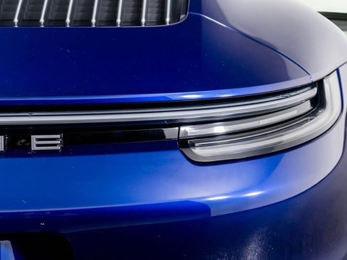 Used 2024 Porsche 911 Carrera 4S w/ Sport Package image 16