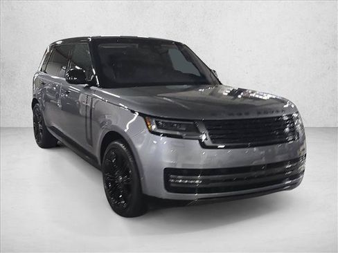 Used 2023 Land Rover Range Rover Long Wheelbase SE AWD/4WD image 3
