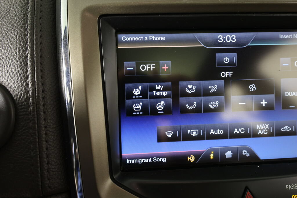 Used 2014 Lincoln MKX AWD w/ Equipment Group 102A image 37