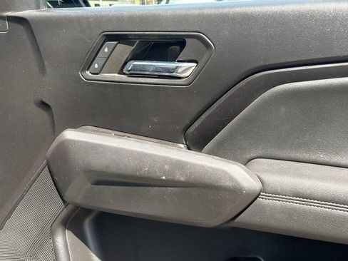 Used 2023 Chevrolet Colorado LT w/ LT Convenience Package RWD image 28