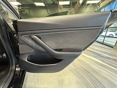 Used 2019 Tesla Model 3 Long Range AWD/4WD image 41