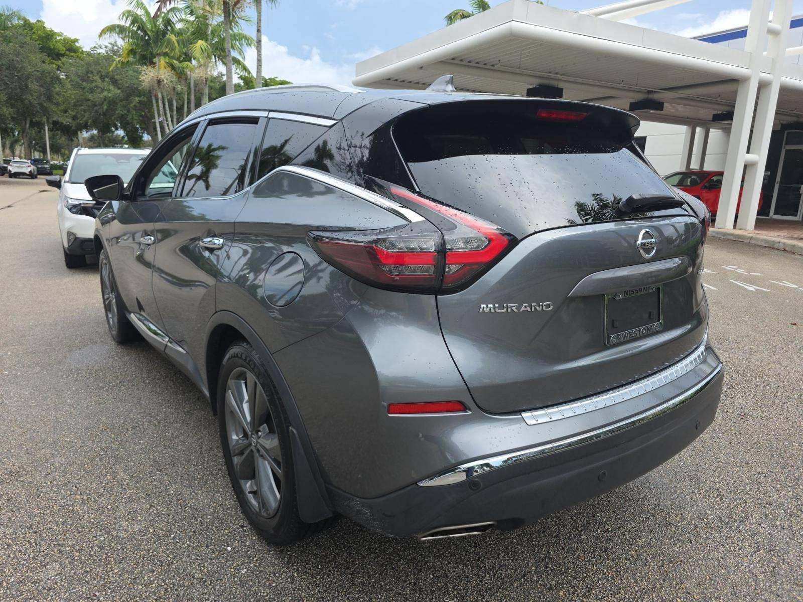 Used 2019 Nissan Murano Platinum FWD image 2