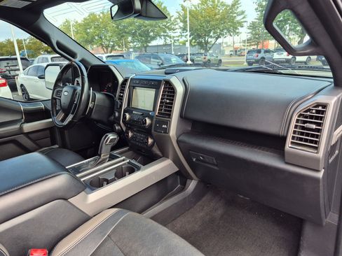 Used 2018 Ford F150 Raptor w/ Equipment Group 802A Luxury AWD/4WD image 33