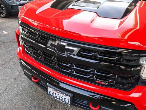 Used 2023 Chevrolet Silverado 1500 LT Trail Boss w/ Protection Package image 8