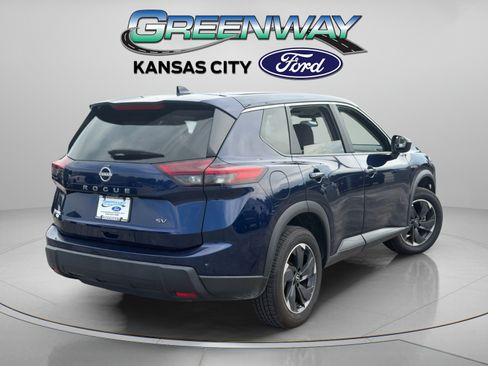 Used 2024 Nissan Rogue SV FWD image 7
