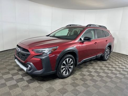 Used 2023 Subaru Outback Limited XT AWD/4WD image 7