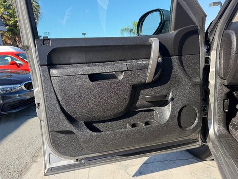 Used 2013 GMC Sierra 1500 4x4 Crew Cab Hybrid image 11