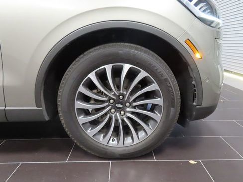 Used 2023 Lincoln Aviator Reserve image 19