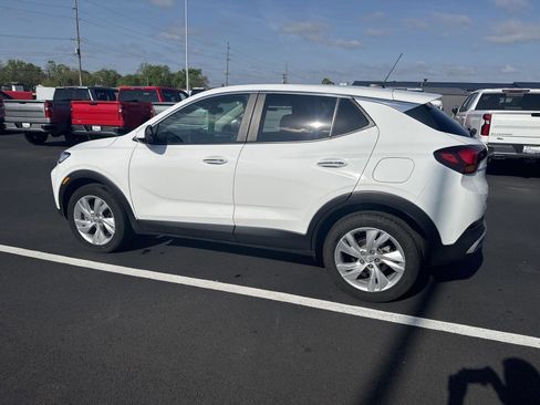 Used 2024 Buick Encore GX Preferred FWD image 5