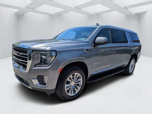Used 2022 GMC Yukon XL SLT w/ SLT Luxury Package AWD/4WD image 7