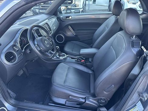 Used 2013 Volkswagen Beetle 2.5 image 12
