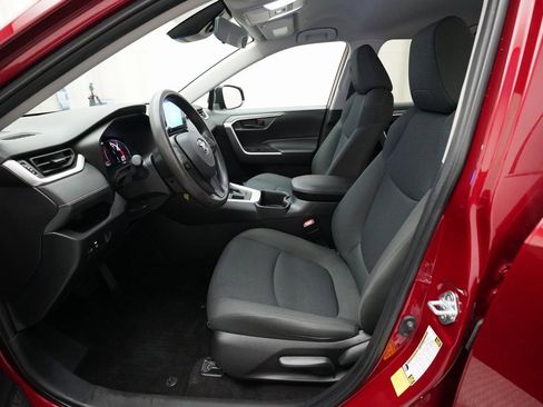 Used 2023 Toyota RAV4 LE image 7