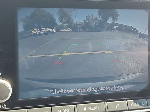 Used 2023 Nissan Rogue SV AWD/4WD image 24