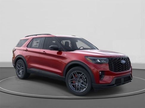 New 2026 Ford Explorer ST-Line w/ ST-Line Street Pack image 7