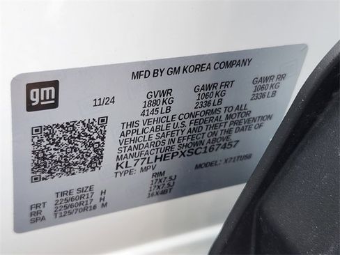 Used 2025 Chevrolet Trax LT image 34