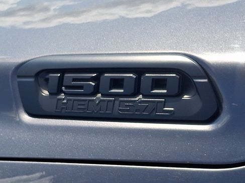 Used 2022 RAM 1500 Big Horn AWD/4WD image 30