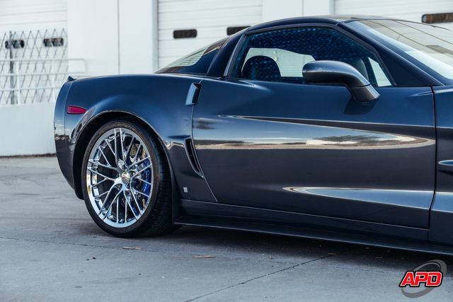Used 2009 Chevrolet Corvette ZR1 w/ Preferred Equipment Group RWD image 32