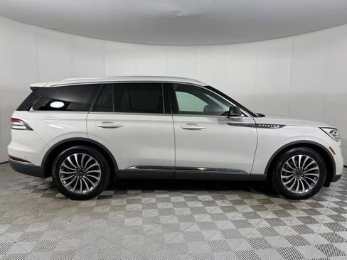 Used 2022 Lincoln Aviator Reserve w/ Equipment Group 201A image 9