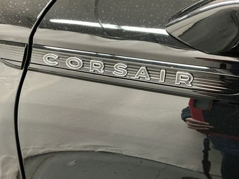 Used 2023 Lincoln Corsair Reserve w/ Equipment Group 201A image 6