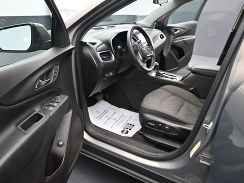 Used 2018 Chevrolet Equinox LT FWD image 17