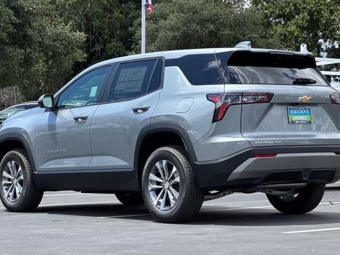 New 2026 Chevrolet Equinox LT w/ Safety and Technology Package AWD/4WD image 5