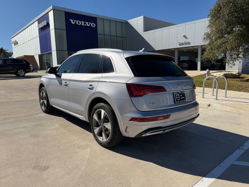 Used 2022 Audi Q5 2.0T Premium Plus w/ Premium Plus Package image 4