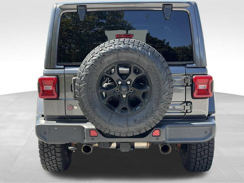Used 2018 Jeep Wrangler Unlimited Sahara w/ Quick Order Package 24M Moab AWD/4WD image 6