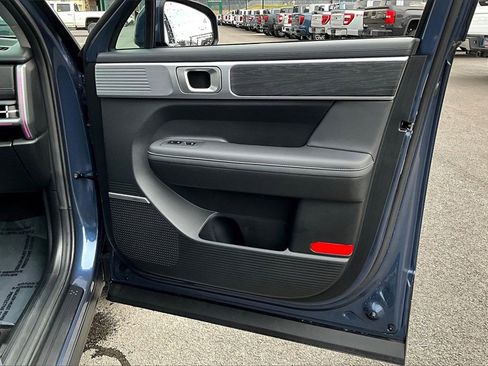 Used 2025 Hyundai Santa Fe Limited image 24