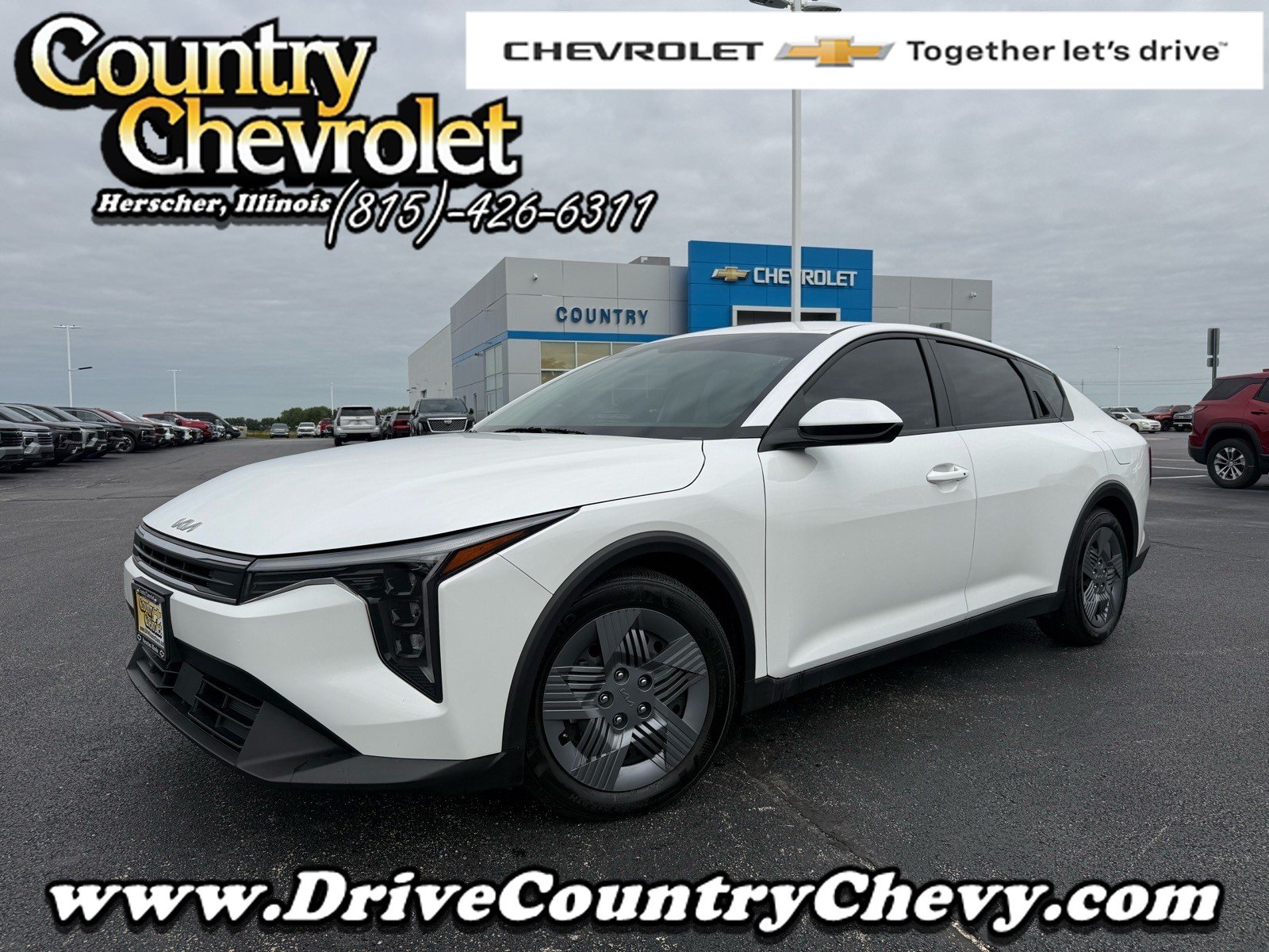 Used 2025 Kia K4 FWD image 1