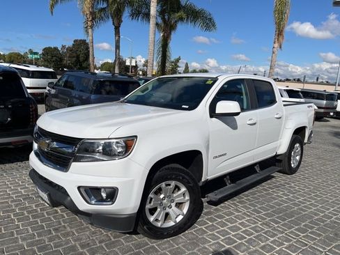 Used 2019 Chevrolet Colorado LT w/ LT Convenience Package image 2