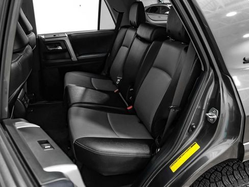 Used 2022 Toyota 4Runner SR5 Premium w/ Moonroof Package image 38