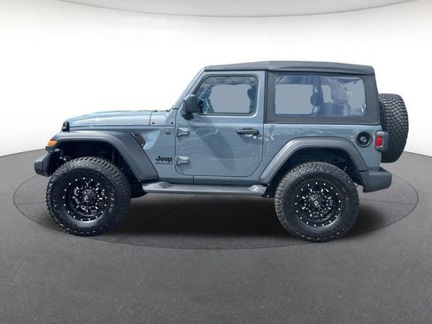 Used 2025 Jeep Wrangler Sport AWD/4WD image 2