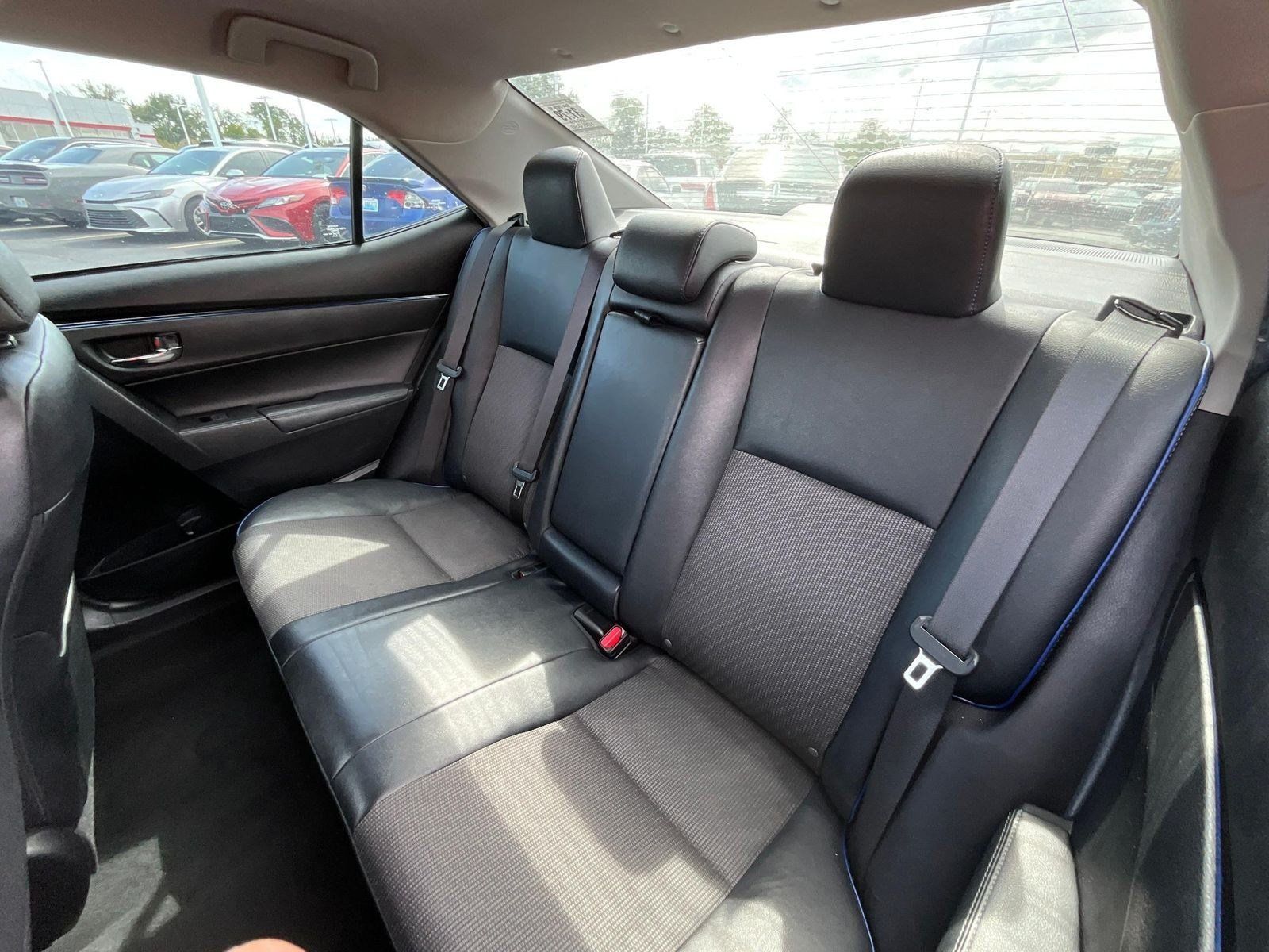 Used 2019 Toyota Corolla SE FWD image 20