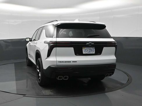 New 2026 Chevrolet Traverse LT image 7