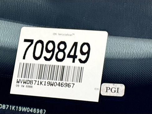 Used 2009 Volkswagen Rabbit S FWD image 24