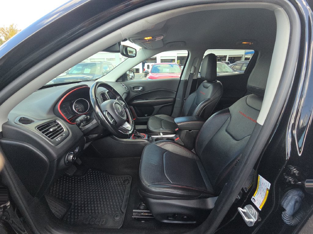 Used 2021 Jeep Compass Trailhawk AWD/4WD image 16