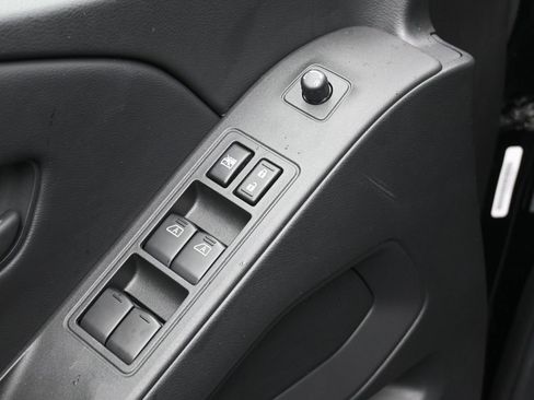 New 2026 Nissan Frontier SV w/ Tow Package image 15