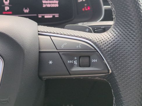 Used 2025 Audi SQ7 Premium Plus w/ Executive Package image 28