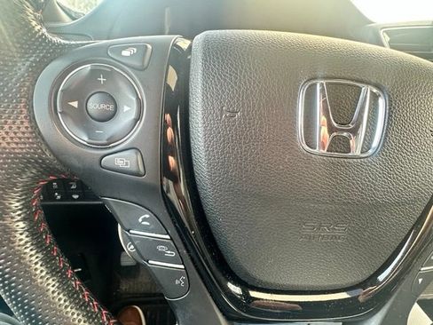 Used 2023 Honda Ridgeline Black Edition image 11