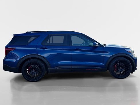 Used 2023 Ford Explorer ST w/ Equipment Group 401A image 7