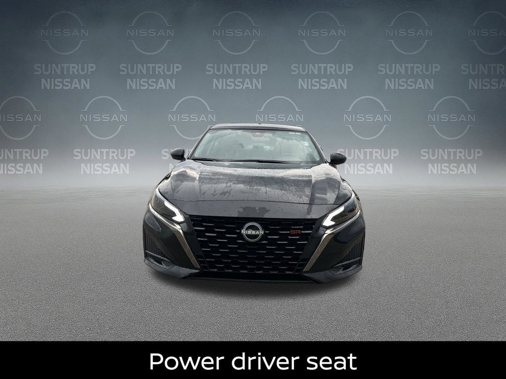 Certified 2025 Nissan Altima 2.5 SR AWD/4WD image 6