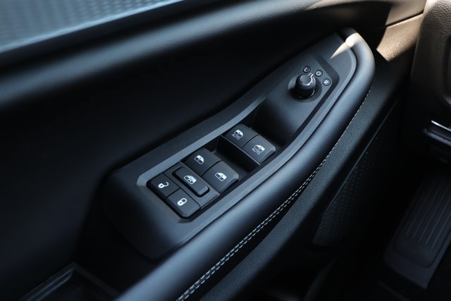 New 2027 Jeep Grand Cherokee Laredo X RWD image 21