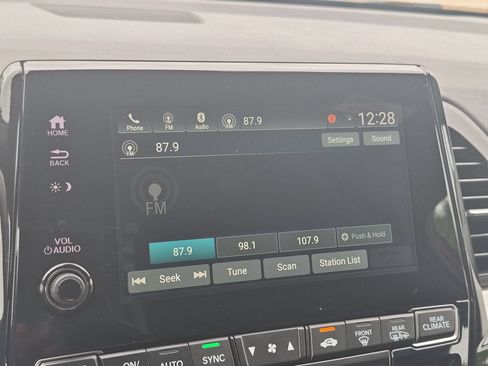 Used 2024 Honda Odyssey Sport image 18