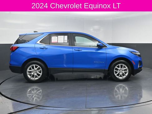 Used 2024 Chevrolet Equinox LT AWD/4WD image 4