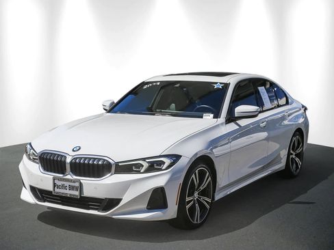 Certified 2023 BMW 330i Sedan w/ Driving Assistance Package image 3