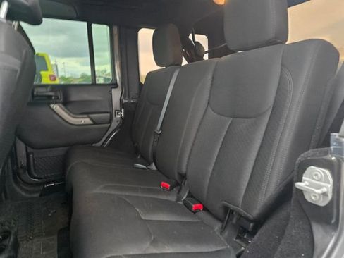 Used 2016 Jeep Wrangler Unlimited Sport w/ Quick Order Package 24S AWD/4WD image 12