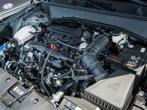 Certified 2026 Hyundai Kona SEL Premium image 6