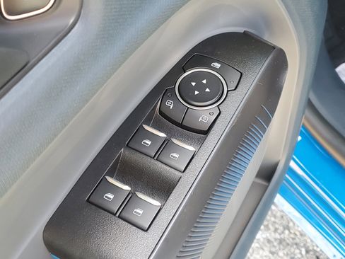 New 2025 Ford Maverick Lobo image 9